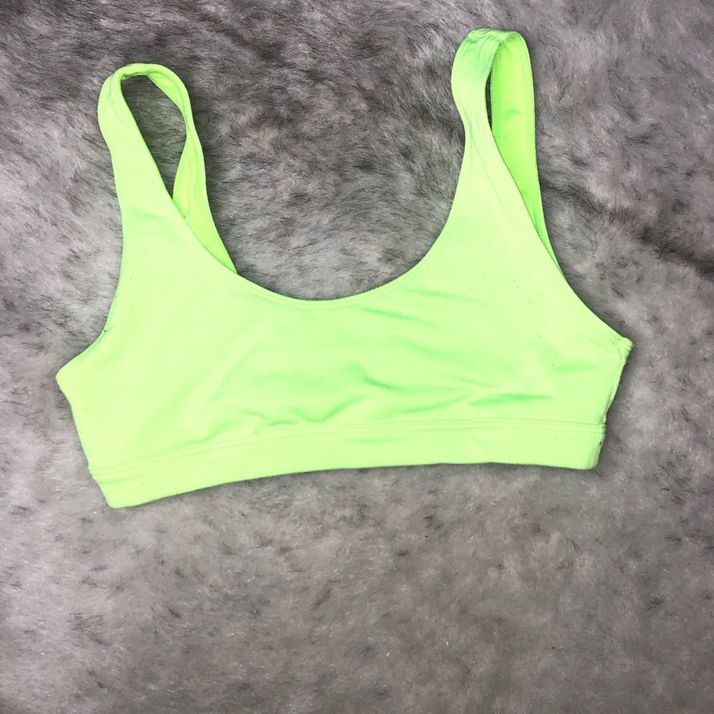 Alo Sports Bra in Acid Lime